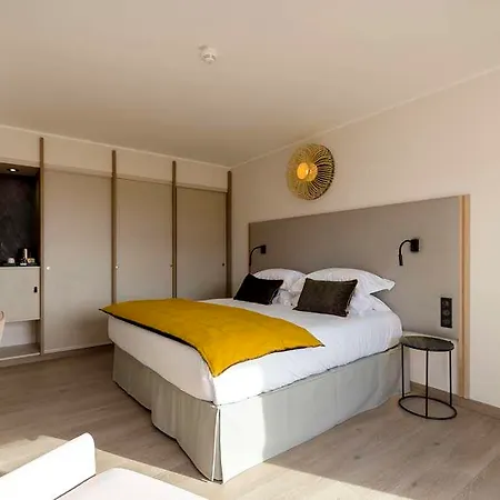 Hotel L Acquale Calvi (Corsica)