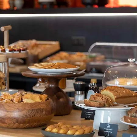 L Acquale Hotel