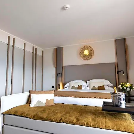 L Acquale Hotel Calvi (Corsica)